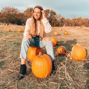 Meet your Posher, Taylor